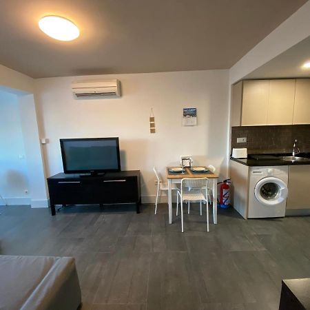 Precioso Apartamento La Carihuela ตอร์เรโมลิโนส ภายนอก รูปภาพ