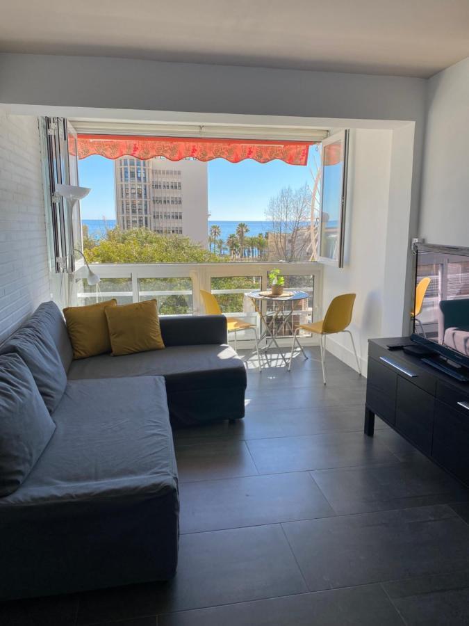 Precioso Apartamento La Carihuela ตอร์เรโมลิโนส ภายนอก รูปภาพ
