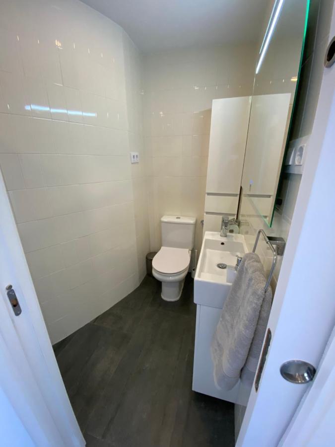 Precioso Apartamento La Carihuela ตอร์เรโมลิโนส ภายนอก รูปภาพ